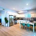 Stunning Midcity New Home Modern And Luxe Living