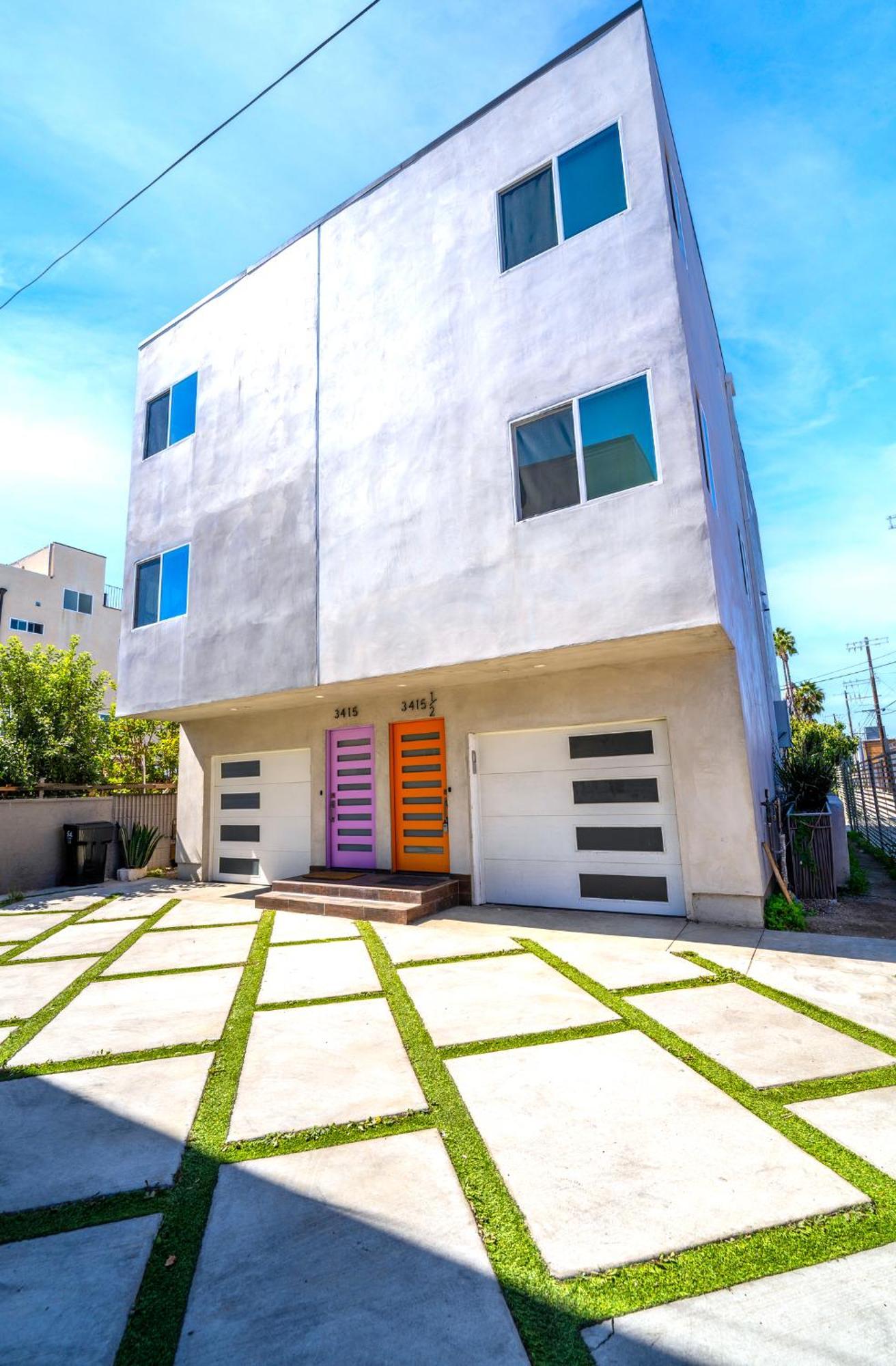 Stunning Midcity New Modern And Luxe Living